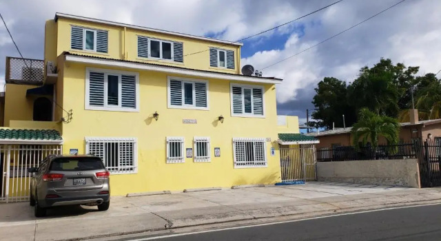 Andalucia Guest House, Забронировать Гостевой дом Отели Сан-Хуан с парковкой, рядом с Barbosa Park, Парковка