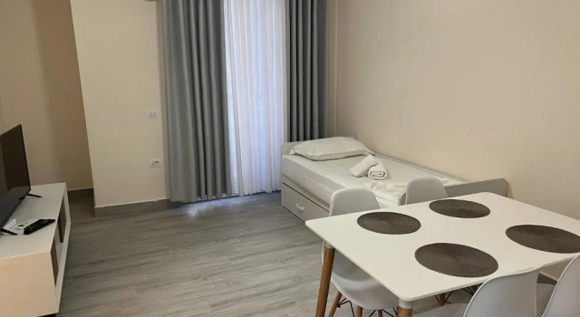 The Wish House, Забронировать Апартаменты/квартира Отели Голем с бассейном, Бассейн