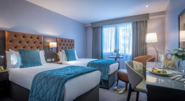 Двухместный номер Standard Grand Canal Hotel