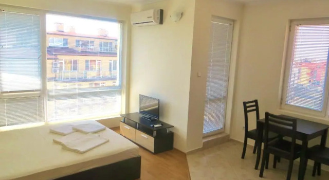Студия с балконом и с видом на море Apartments in Azalia 2 Complex
