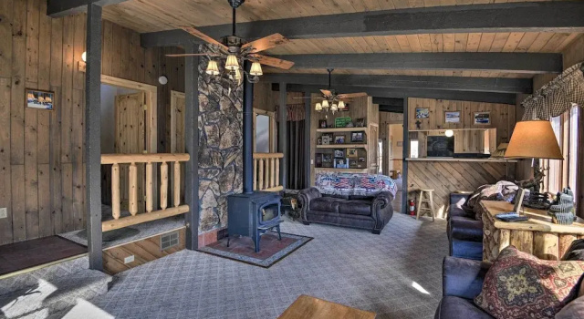 Коттедж Cabin by Rio Grande - 19 Mi to Wolf Creek!