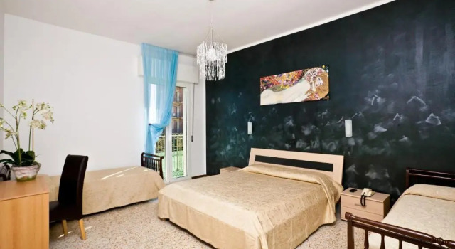Четырёхместный номер Standard Hotel Holiday Park