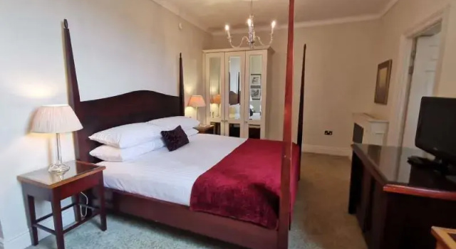 Двухместный люкс Courtyard Macdonald Bath Spa Hotel