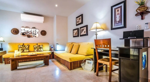 Charming 1 BR Between 5th Avenue and the Beach, Rezerwuj Hotel Playa del Carmen Quintana Roo