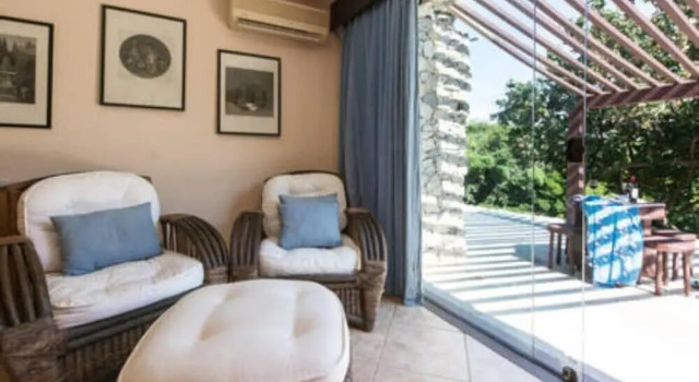 Люкс с балконом и с видом на море Villa Felicche Búzios