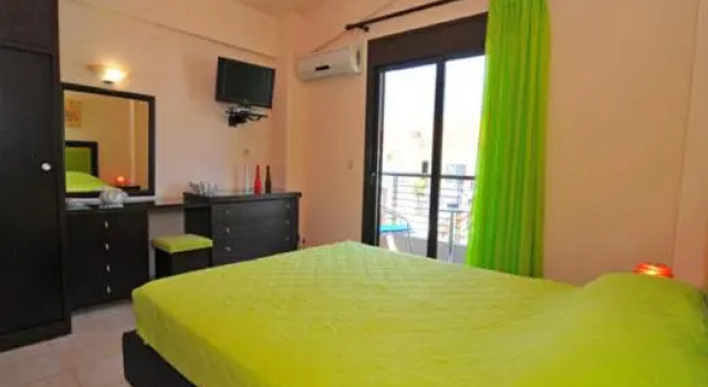 Апартаменты Golden Sunrise Apartments