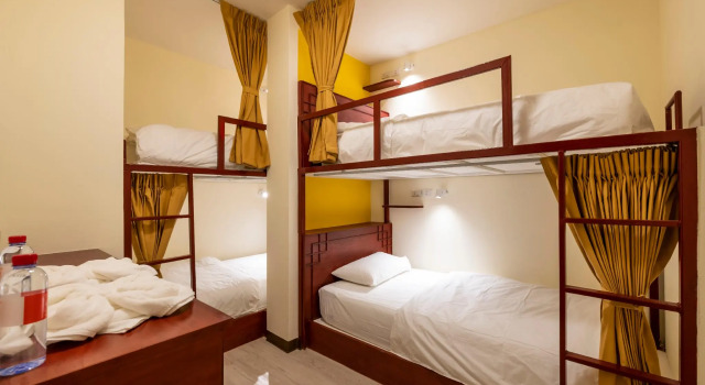 Кровать в общем номере Scala Hostel