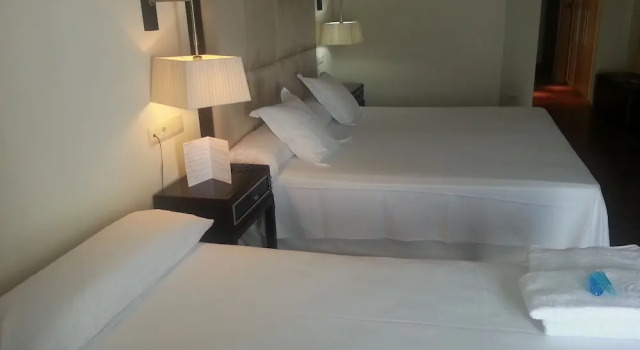 Трёхместный семейный номер Standard Hotel 525