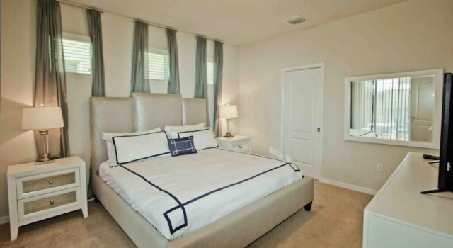Luxury 5 Bedroom Private Pool IHR 1019