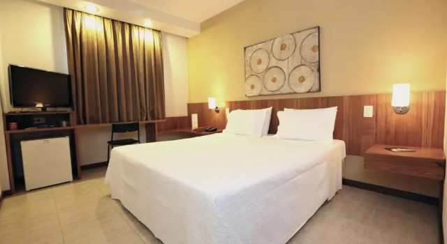 Четырёхместный номер Luxury Executive Inn Hotel