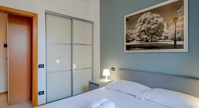 Easylife - Milano - Crema 15 - Porta Romana, Забронировать Отель Порта Романа Милан, рядом с Комплекс зданий Ротонда-делла-Безана