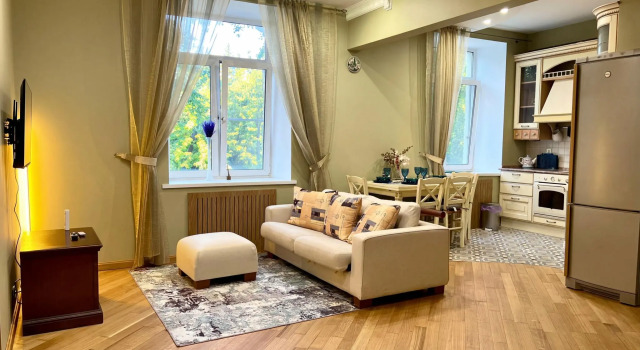 3K apartment is cozy near Dubrovka metro station for a large company. Free parking!, Book Lejlighed Lejligheder i Moskva, Lejlighed