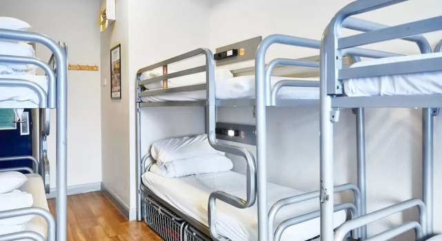 Кровать в общем номере St Christophers Inn Shepherds Bush