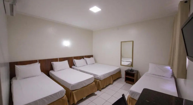 Araucaria Hotel Business - Maringá, Забронировать Отель Маринга Парана, рядом с Maringa's Cathedral