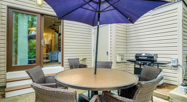 Апартаменты с 2 комнатами с балконом Walk to Shore & Boardwalk: Bethany Beach Retreat