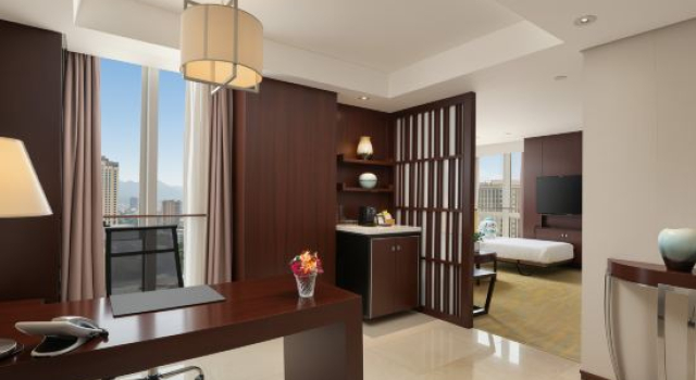 Семейный люкс Crowne Plaza Taizhou by IHG