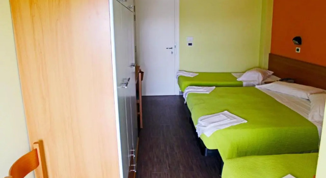 Четырёхместный номер Standard Hotel Colombo