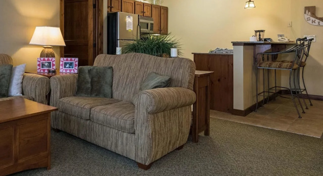 2 Br: Soaring Eagle 406, Забронировать Отель Отели Сноушу с бассейном, рядом с Лыжный подъемник Soaring Eagle Express, Бассейн