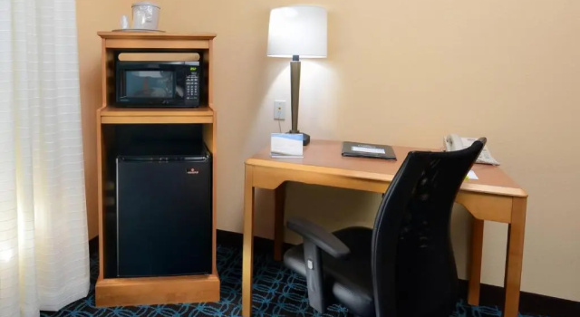 Номер Standard Fairfield Inn & Suites Roanoke Hollins/I-81