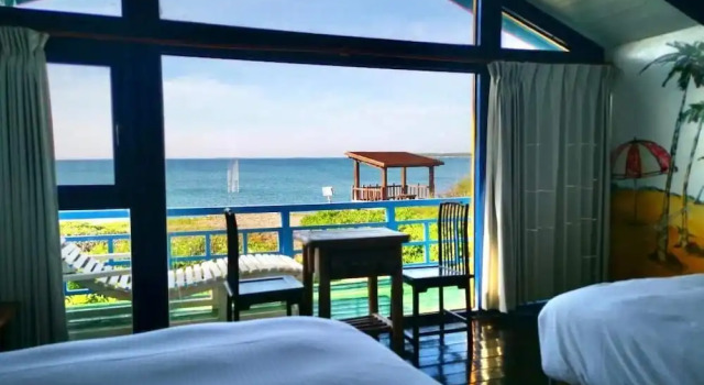 Chalet mit Balkon und mit Meerblick 23.5 Blue B & B