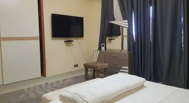 Biagui Apartment, Boek Appartement Hotels in Guédiawaye met parkeren, Parkeren