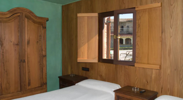 Posada Calera, Rezerwuj Hotel Hotele w Baskonia z parkingiem, Parking