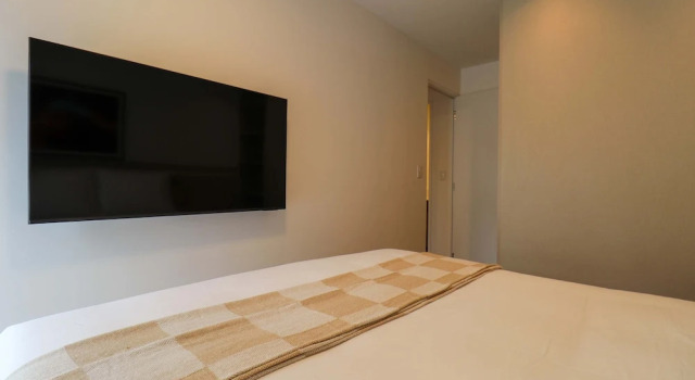 w Light-filled 2BR w Balcony in Miraflores, Book Apartment Lima Provincia de Lima