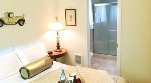 Tree Island Bed and Breakfast, Prenota Hotel  