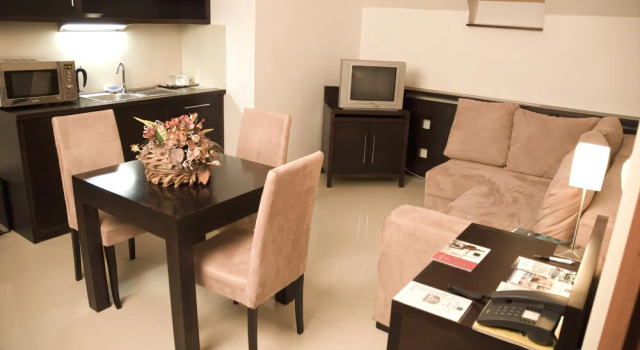 Hotel Tulipan, Забронировать Отель Отели Татранска Ломницы 3 звезды, 3*