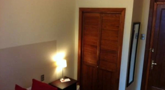 Bed & Breakfast Casa Bonita, Забронировать Отель Отели Сантьяго 3 звезды, рядом с Станция метро Los Heroes, 3*