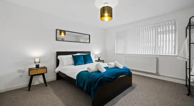 Village Hideaway 2 Bedroom Apartment North Cardiff