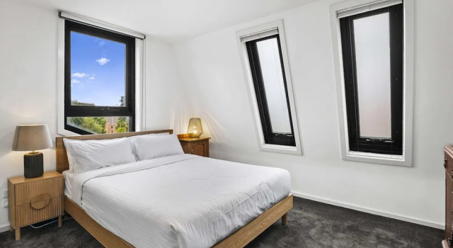 Comfortable 2 Bed Stay With Parking