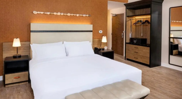 Номер Standard с видом на воду Hotel Melby Downtown Melbourne Tapestry Collection By Hilton