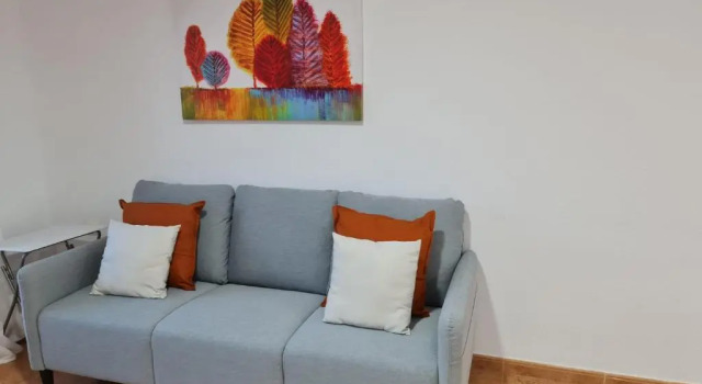 Centrally Located Apartment in the Beautiful Town of Los Alcazares - RDA28LA