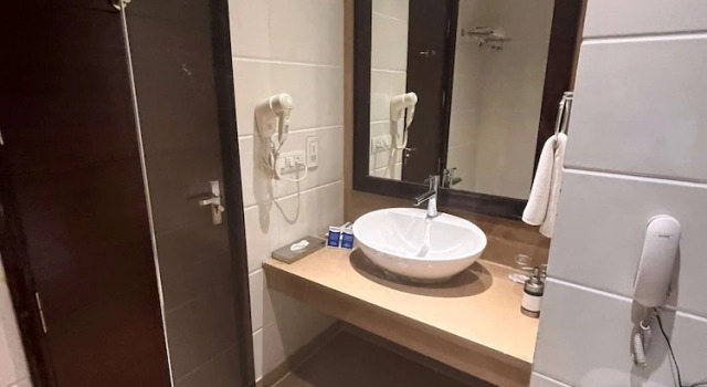 Двухместный номер Deluxe Ambrosia Sarovar Portico