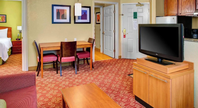 TownePlace Suites Cleveland Westlake, Varaa Hotelli Westlake Ohio