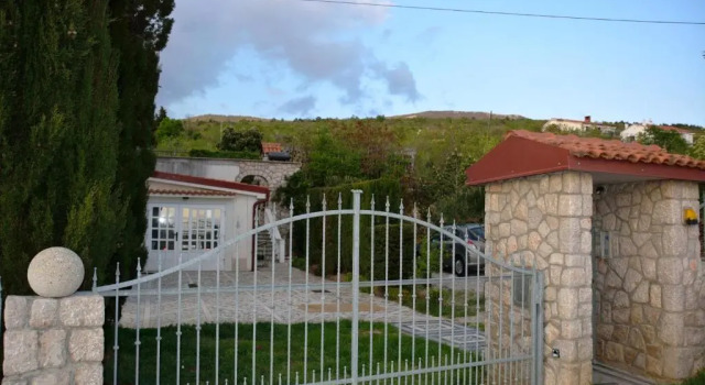 Apartments Dida moj