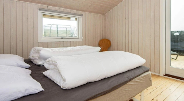 Spacious Holiday Home With Sauna in Hvide Sande