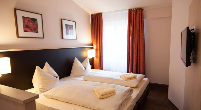 Люкс TaunusTagungsHotel