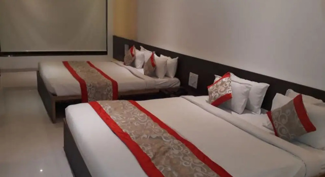 HOTEL SAI NISARG, Забронировать Отель Отели штата Махараштры 3 звезды, 3*