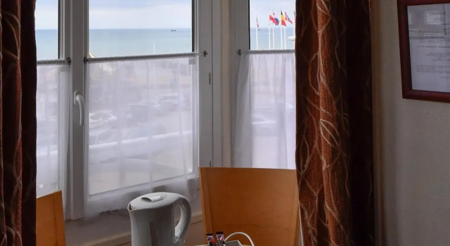Двухместный номер Standard с видом на море Hotel De Normandie
