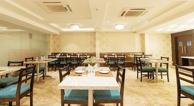 Radical Palace Hotel and Restaurant