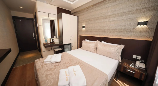Трёхместный номер Deluxe Bellezza Hotel