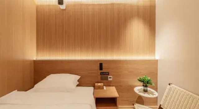 Номер Standard Shanghai Captain No. 5 Youth Hotel (West Suburb Bailian Branch of Shanghai Hongqiao Airport)