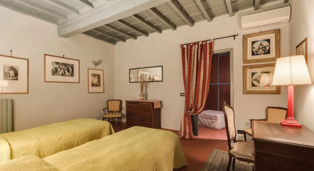 Italy Rents Santa Maria Novella, Забронировать Отель Санта-Мария-Новелла Флоренция, рядом с Площадь Кафедрального собора