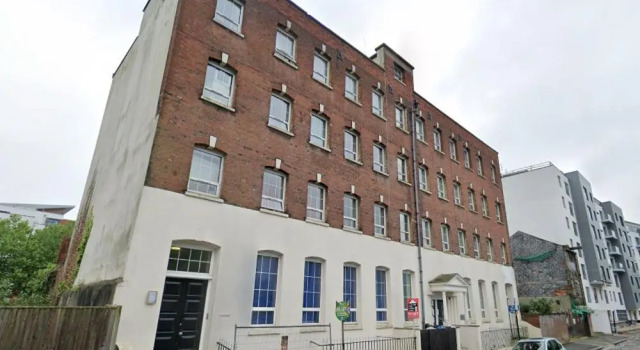 Atlantic Mansions 2 Bedroom Split Level Apartment