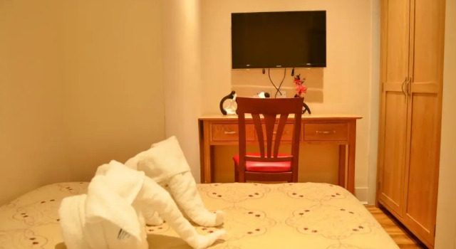 Студия Edinburgh City Suites