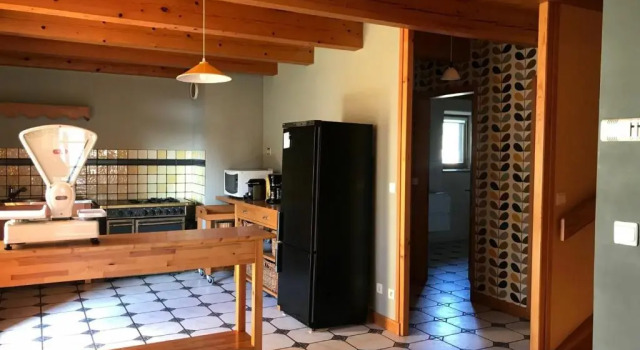 Maison en Granit rénovée avec terrain et terrasse, proche Tence, idéale pour famille et activités outdoors - FR-1-582-134, Prenota Hotel Hotel a Alvernia con parcheggio, Parcheggio