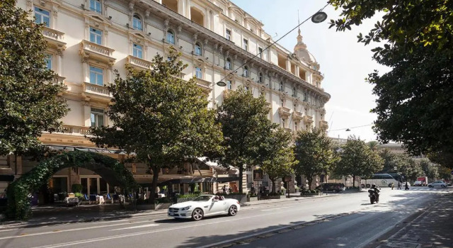 Alla Dolce Vita, Забронировать Отель Отели Рима с парковкой, рядом с Универмаг La Rinascente, Парковка