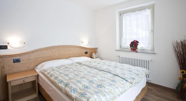 Gaia Residence Hotel, Забронировать Отель Медзана Валь-ди-Соле, рядом с Подъемник Контре-Мальга Копай